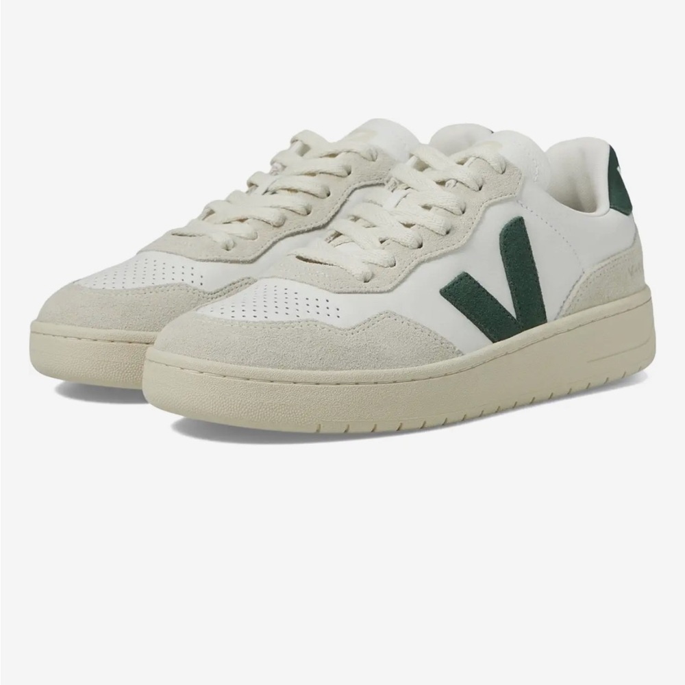 VEJA V-90 Sneakers, Extra White/Cyprus, Size 41